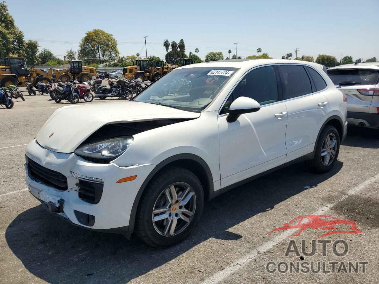 PORSCHE CAYENNE 2016 - WP1AA2A20GKA11316