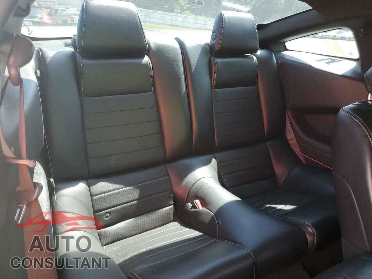 FORD MUSTANG 2013 - 1ZVBP8CF7D5283618