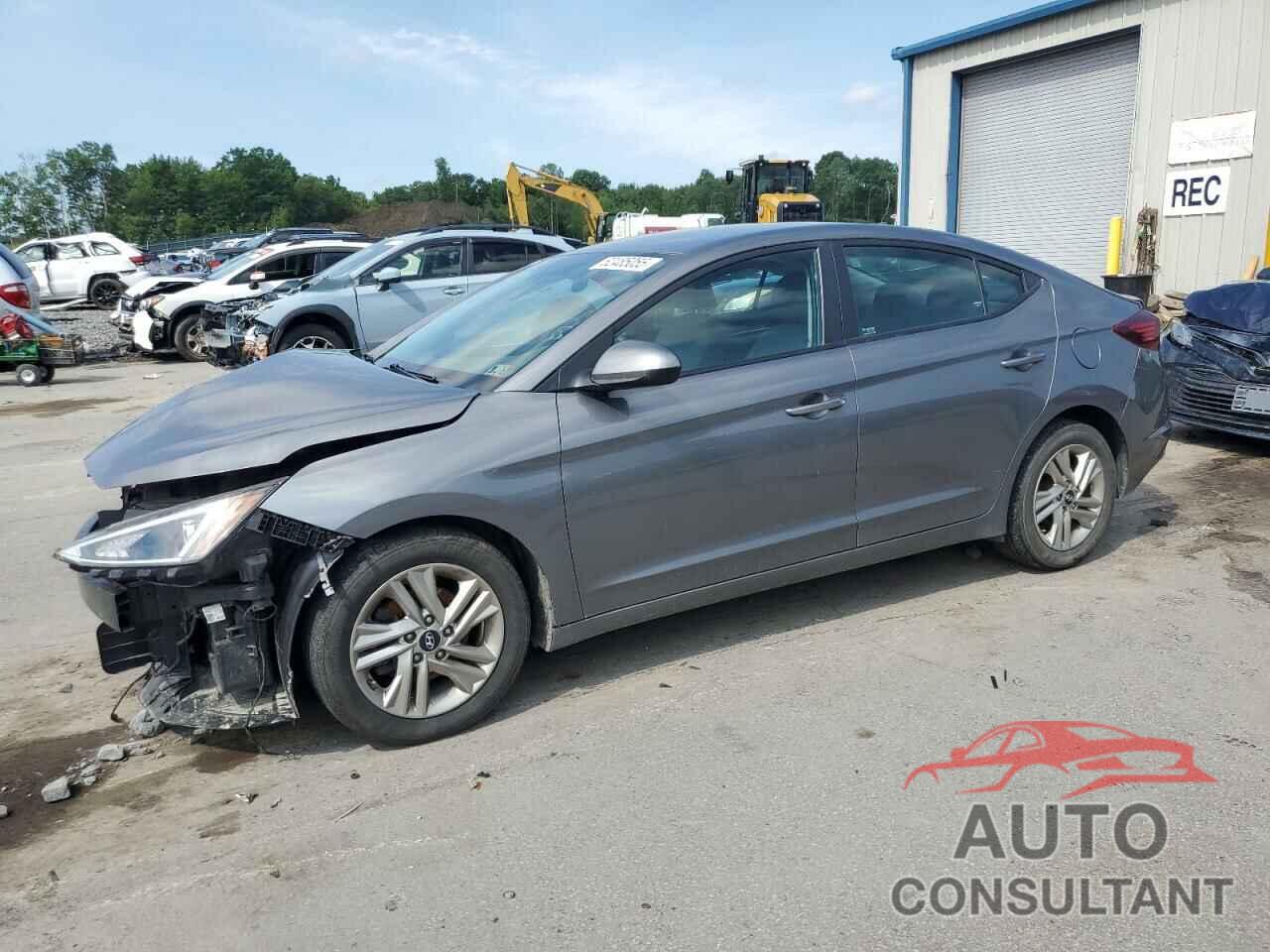 HYUNDAI ELANTRA 2019 - 5NPD84LF9KH483737