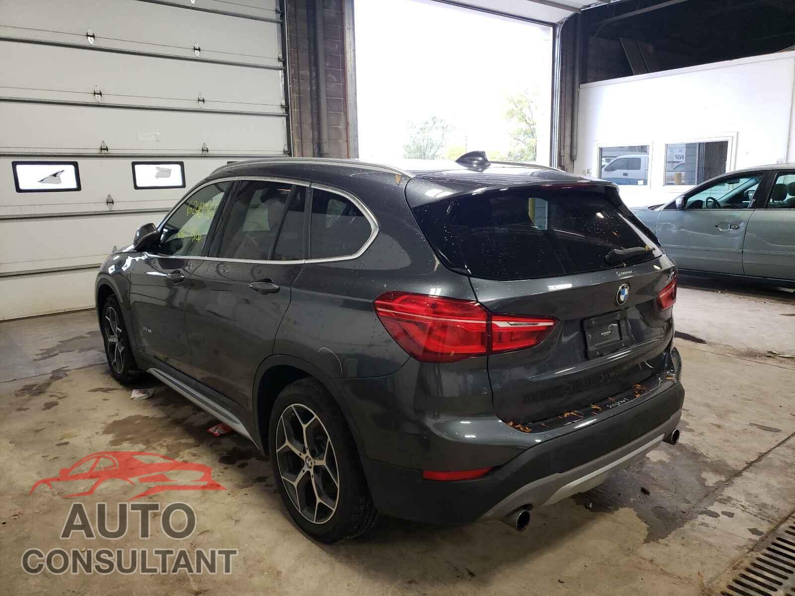 BMW X1 2017 - WBXHT3C32H5F85170