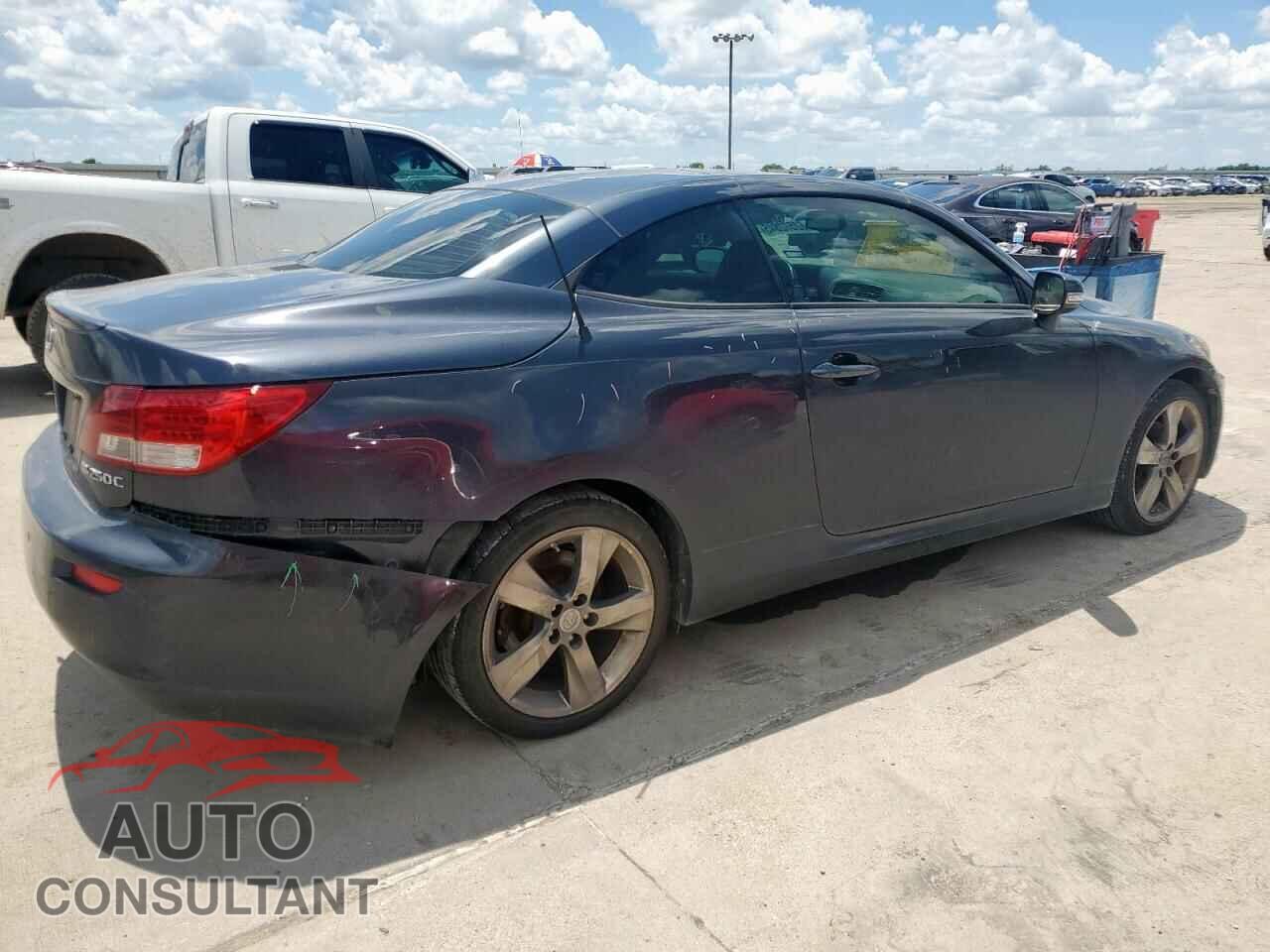 LEXUS IS 2011 - JTHFF2C2XB2519905