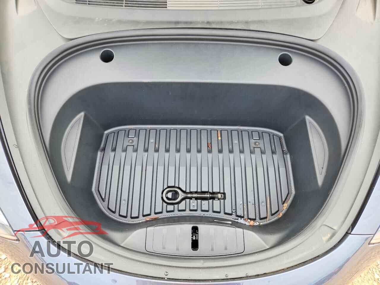TESLA MODEL 3 2022 - 5YJ3E1EA5NF102781