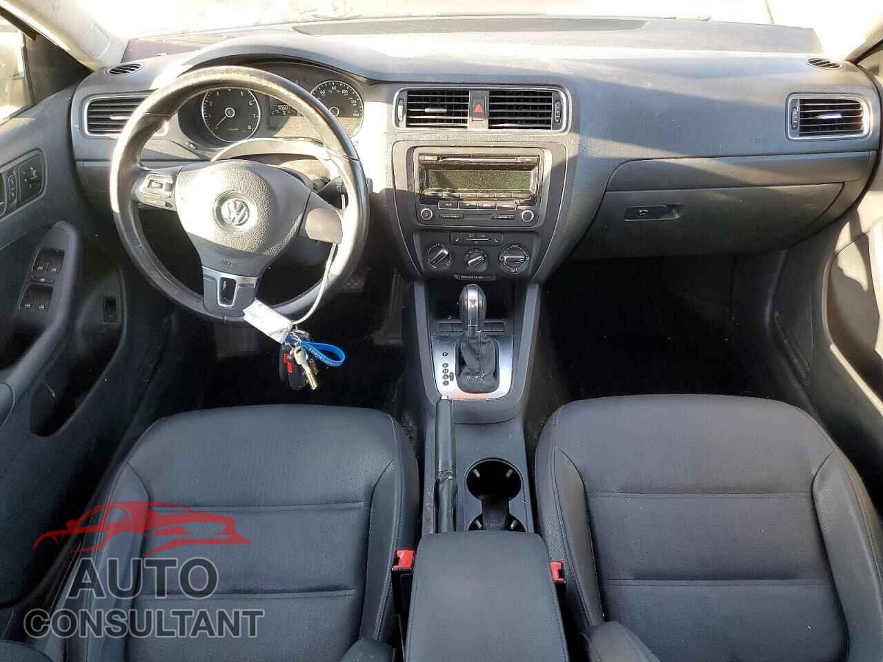 VOLKSWAGEN JETTA 2012 - 3VWDP7AJ7CM307435