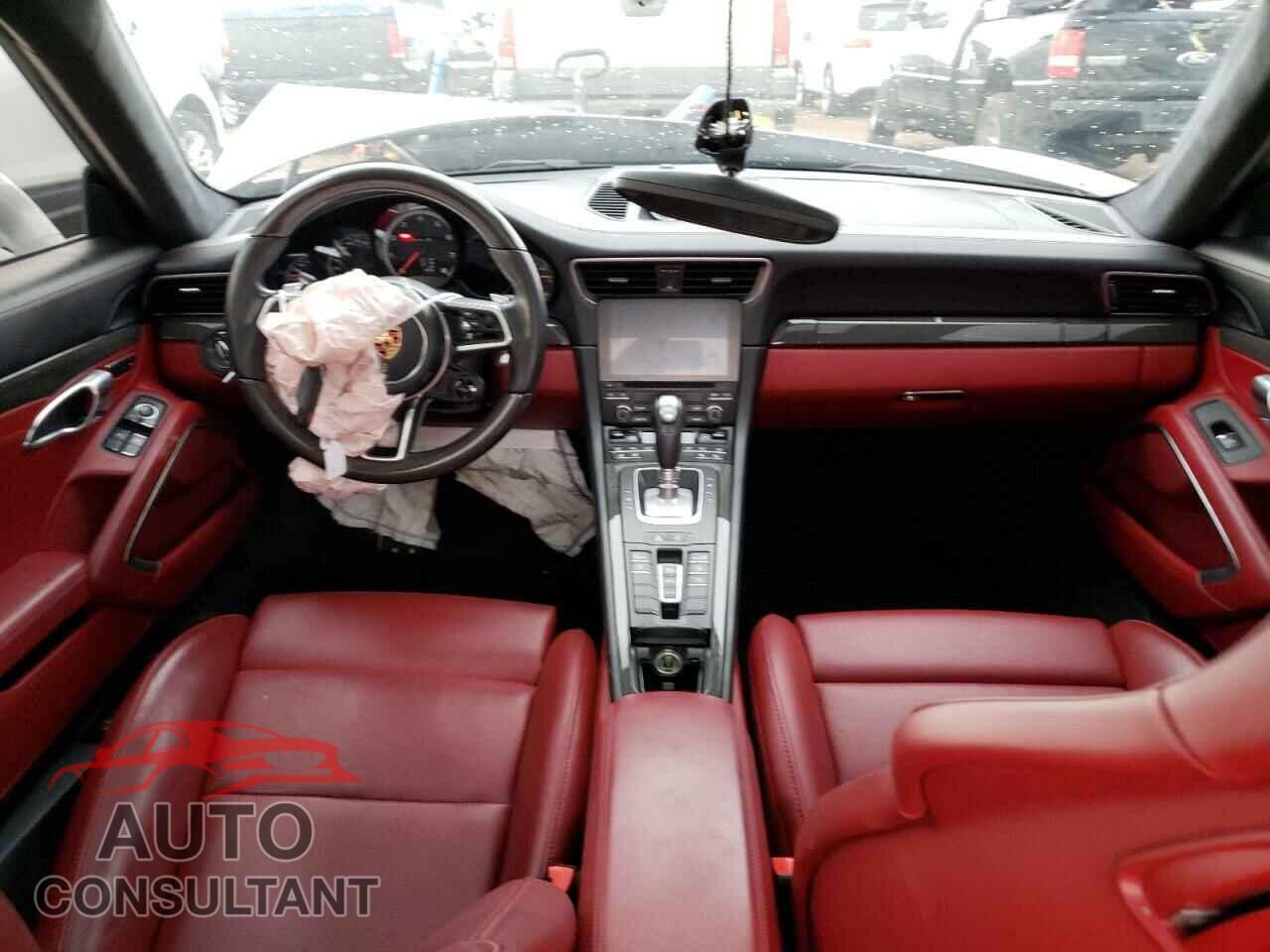 PORSCHE 911 2017 - WP0AD2A94HS166359
