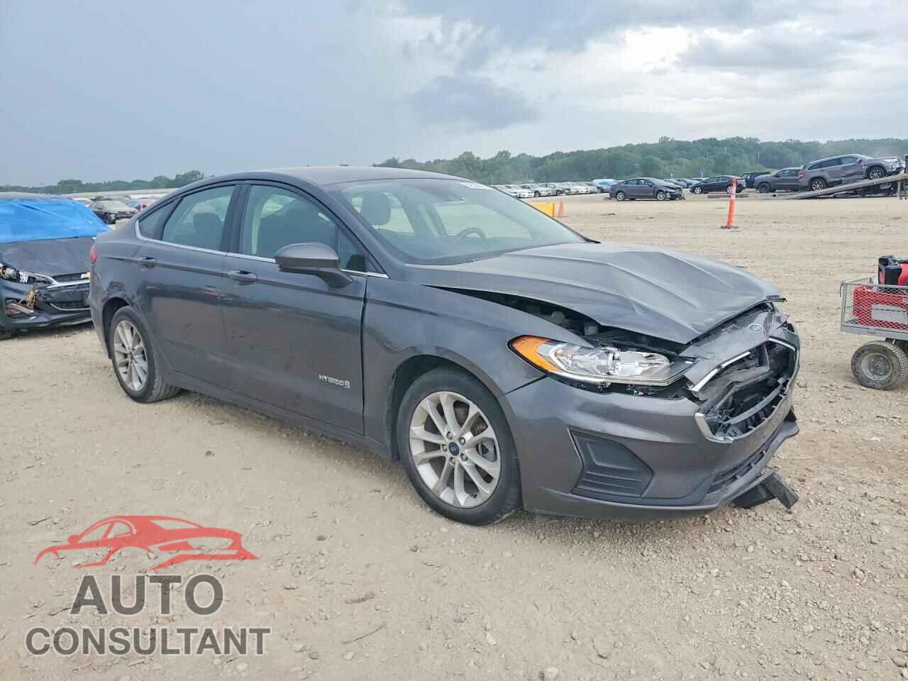 FORD FUSION 2019 - 3FA6P0LU8KR196668