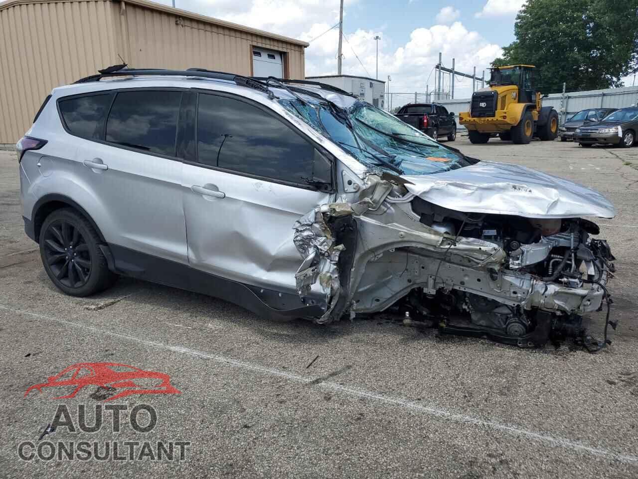 FORD ESCAPE 2017 - 1FMCU9G94HUE45500