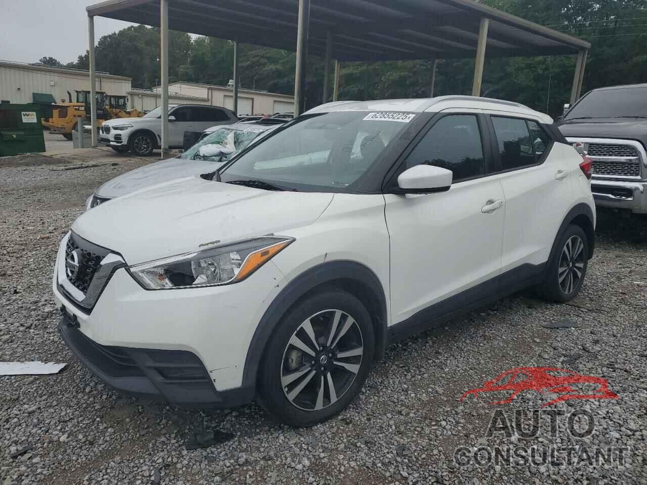 NISSAN KICKS 2018 - 3N1CP5CU9JL542905