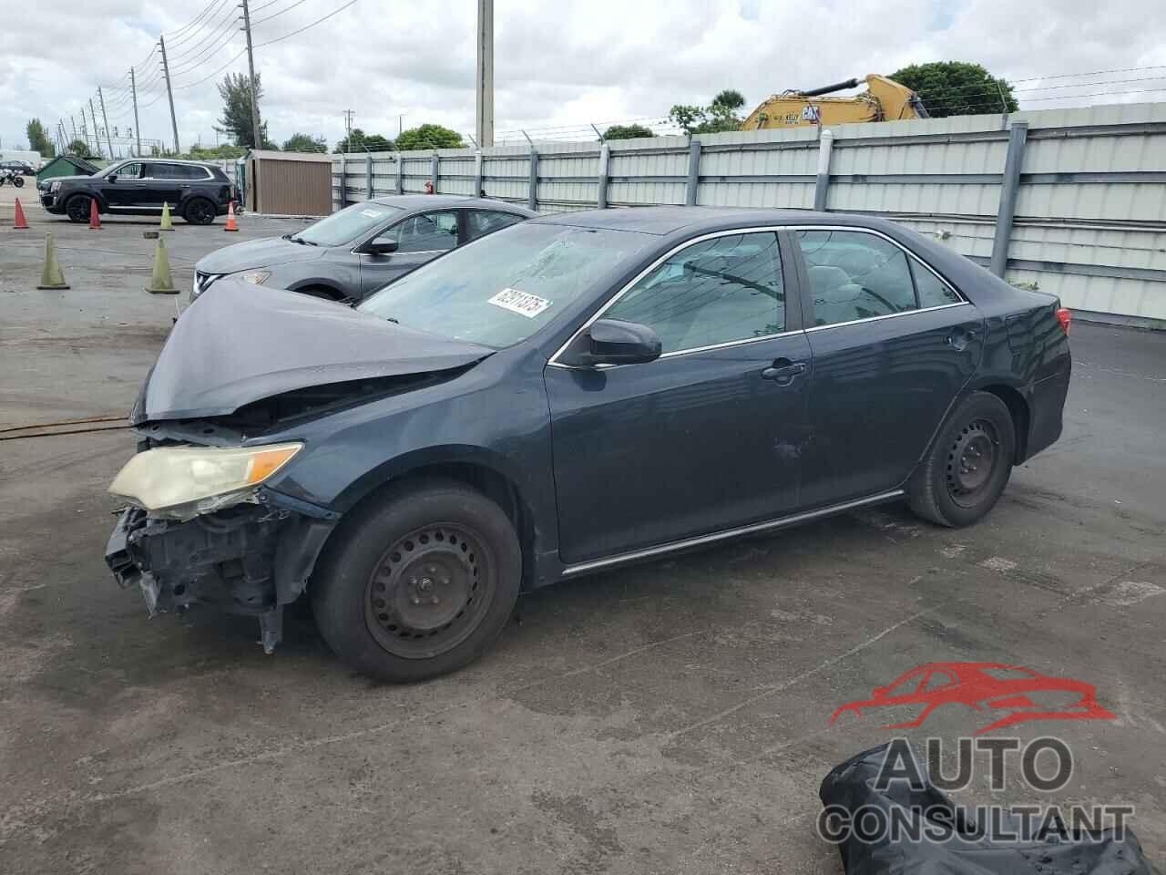 TOYOTA CAMRY 2013 - 4T1BF1FK3DU242118