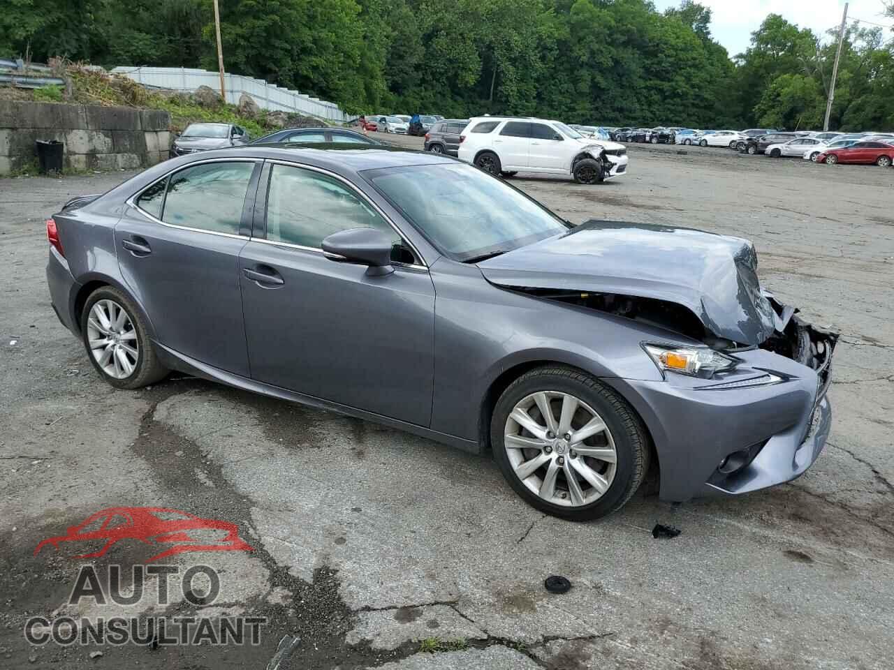 LEXUS IS 2016 - JTHBA1D21G5012046