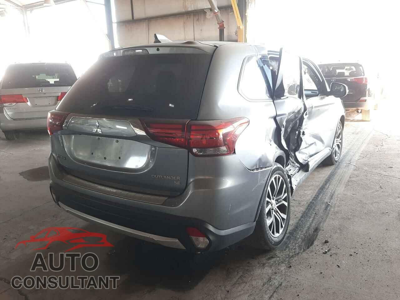MITSUBISHI OUTLANDER 2017 - JA4AD3A33HZ040139