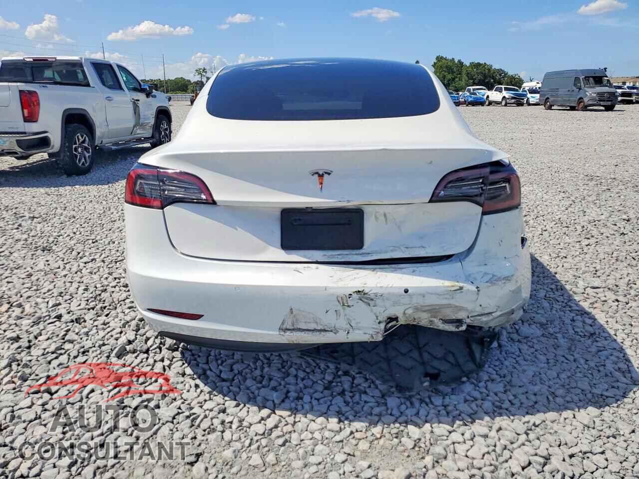 TESLA MODEL 3 2022 - 5YJ3E1EB4NF318839
