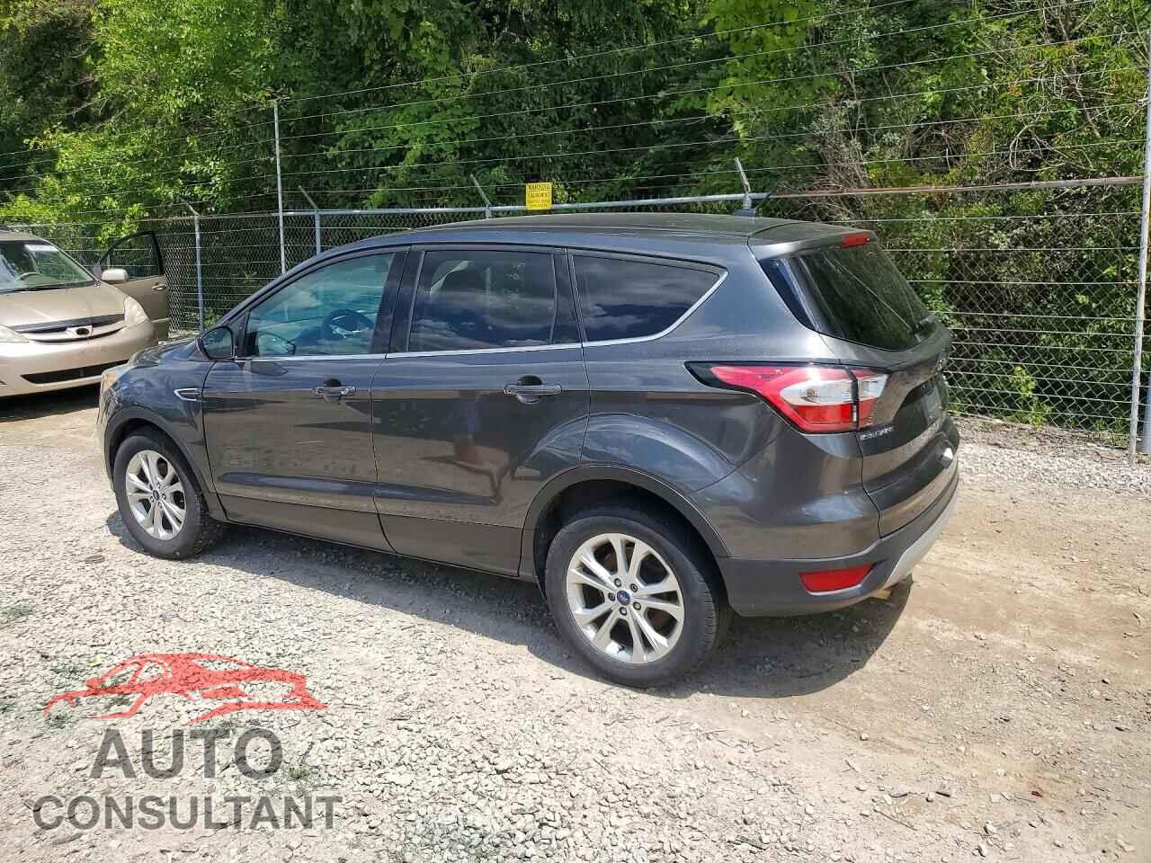 FORD ESCAPE 2017 - 1FMCU0GD5HUD73898