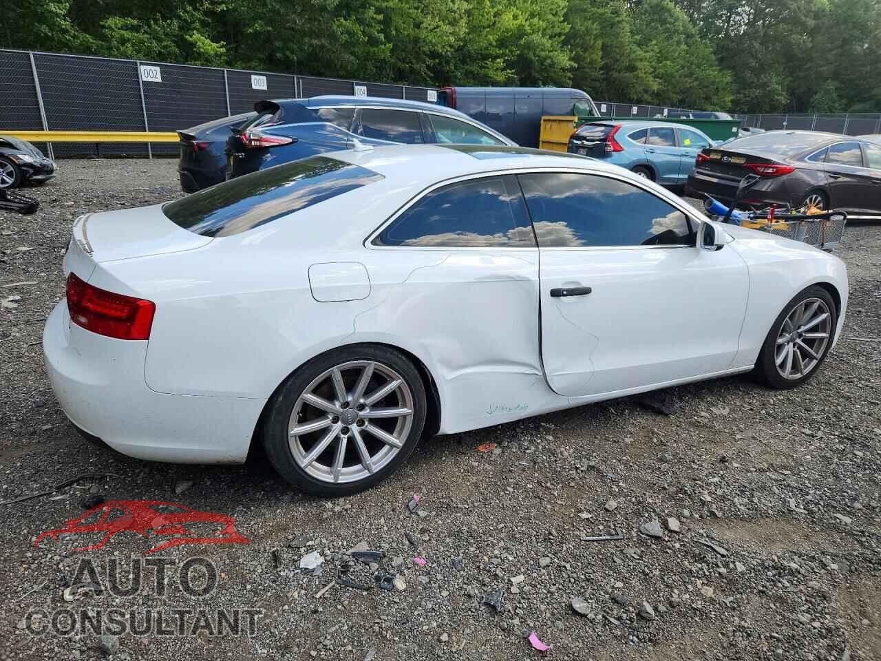 AUDI A5 2015 - WAUCFAFR8FA040432