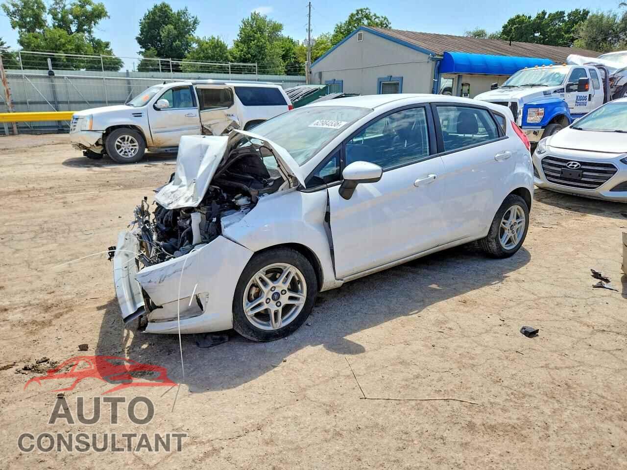 FORD FIESTA 2017 - 3FADP4EJ0HM119333