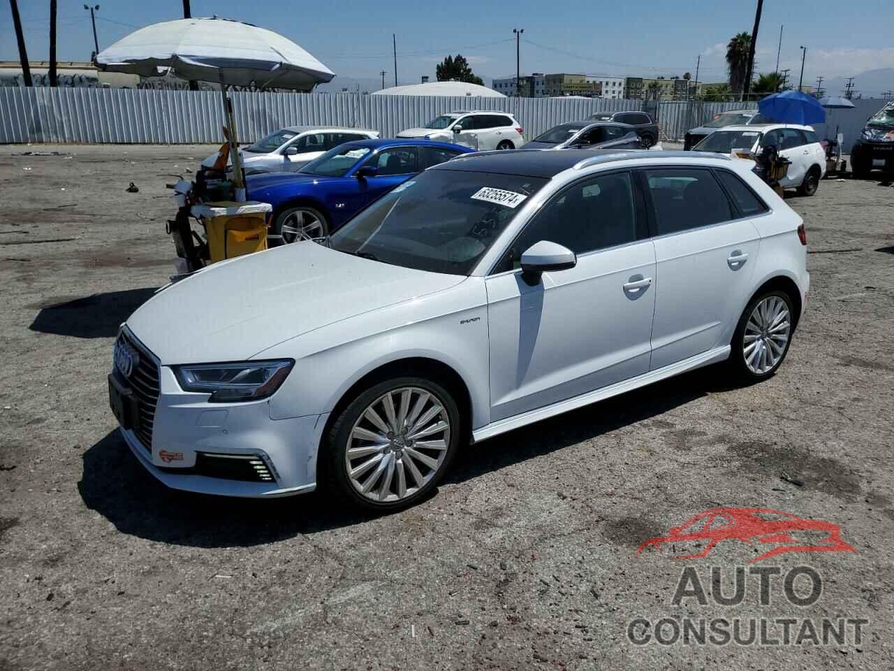 AUDI A3 2017 - WAUTPBFF5HA131797