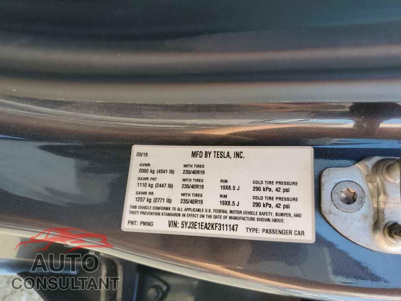 TESLA MODEL 3 2019 - 5YJ3E1EA2KF311147