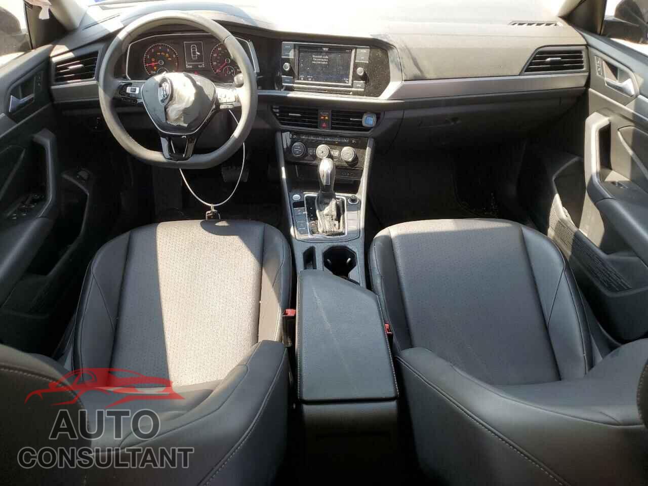 VOLKSWAGEN JETTA 2020 - 3VWC57BU4LM094826