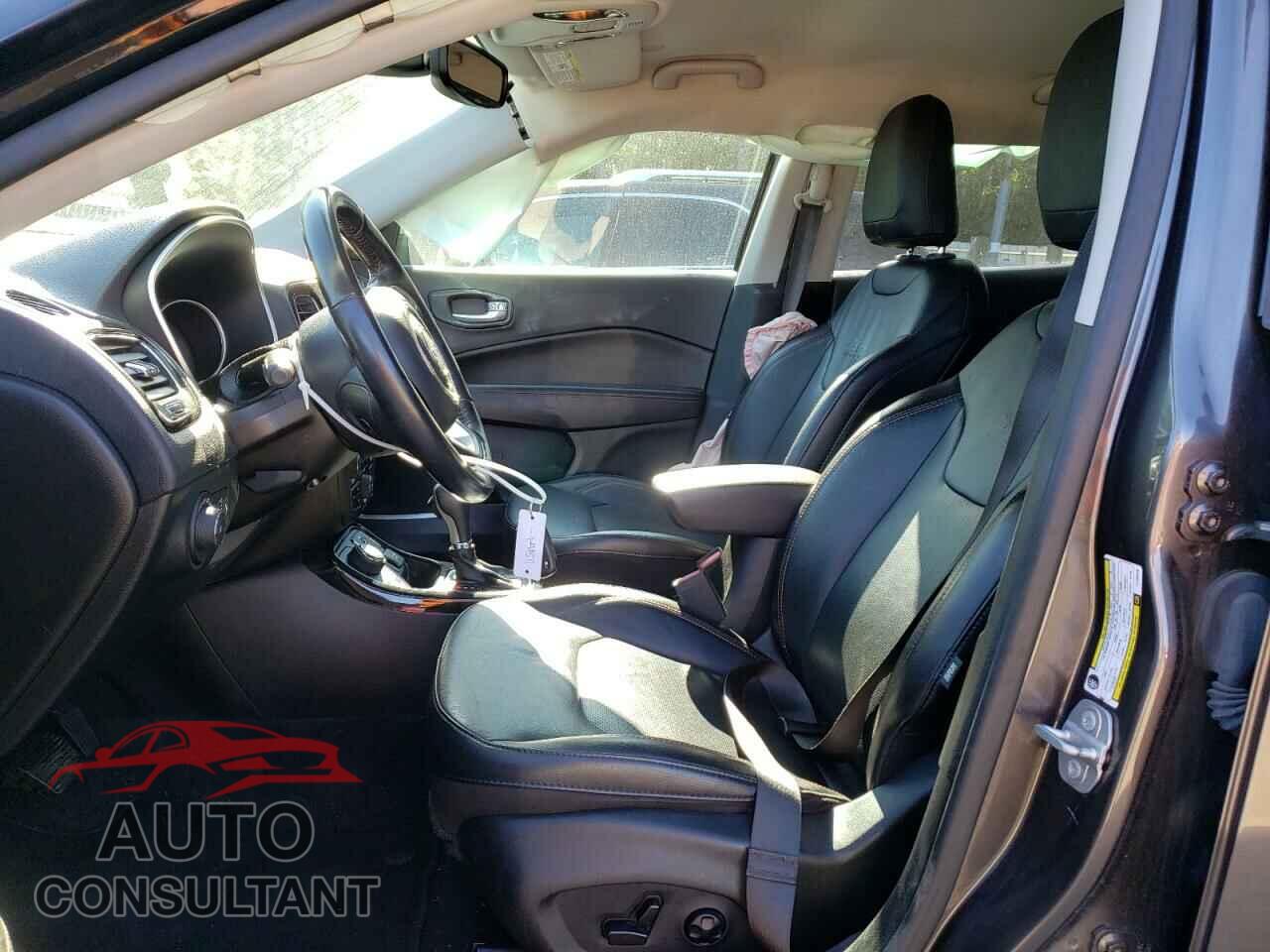JEEP COMPASS 2020 - 3C4NJDCB2LT106819