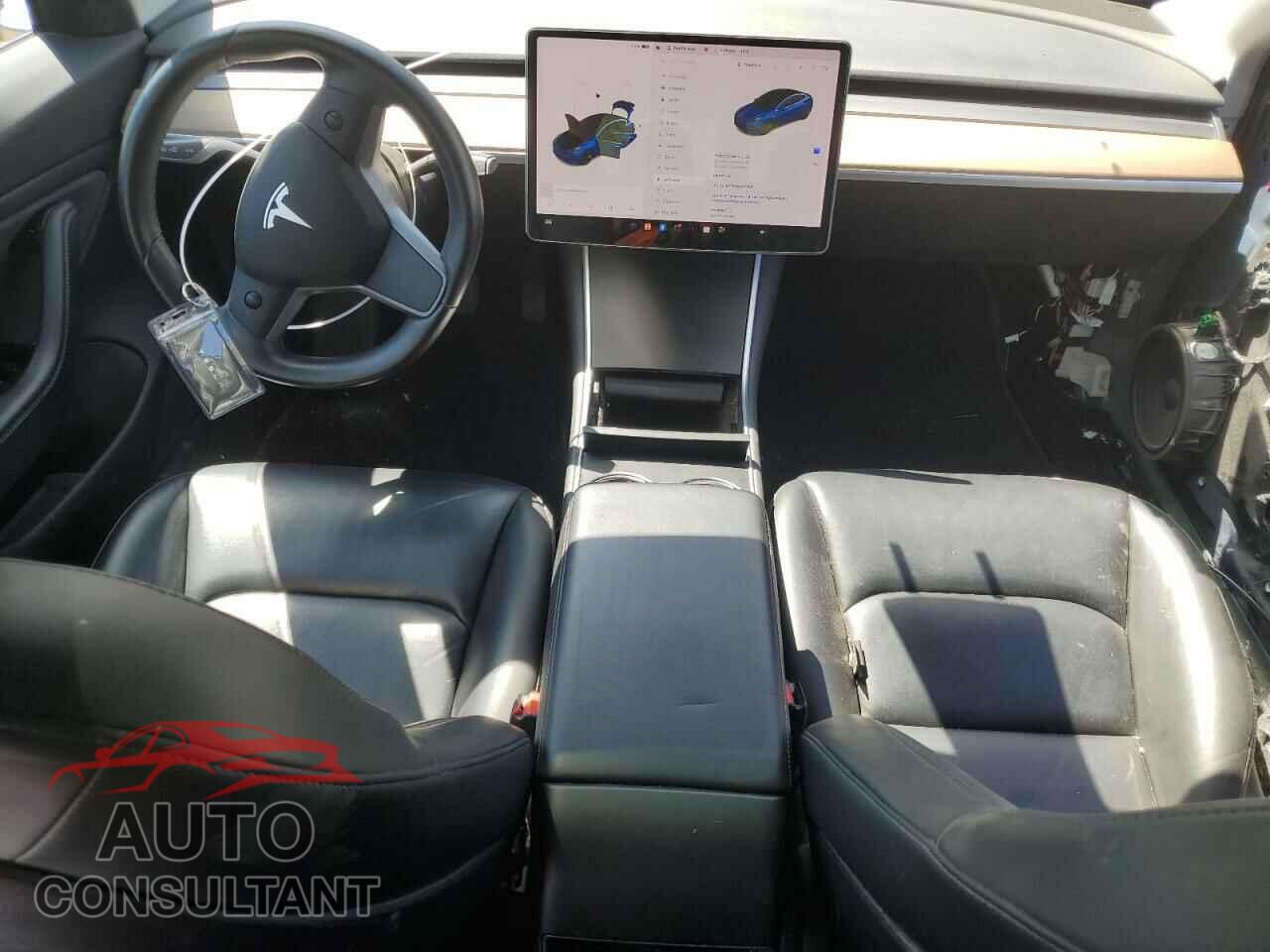 TESLA MODEL 3 2019 - 5YJ3E1EB6KF210945