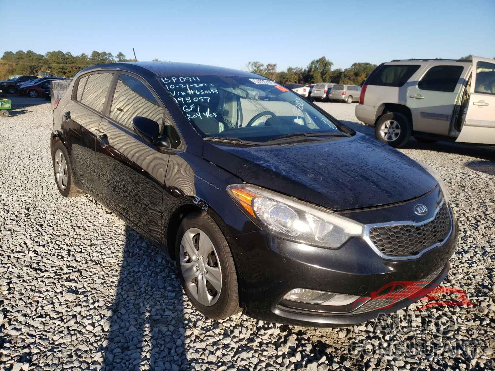 KIA FORTE 2016 - KNAFK5A8XG5650695