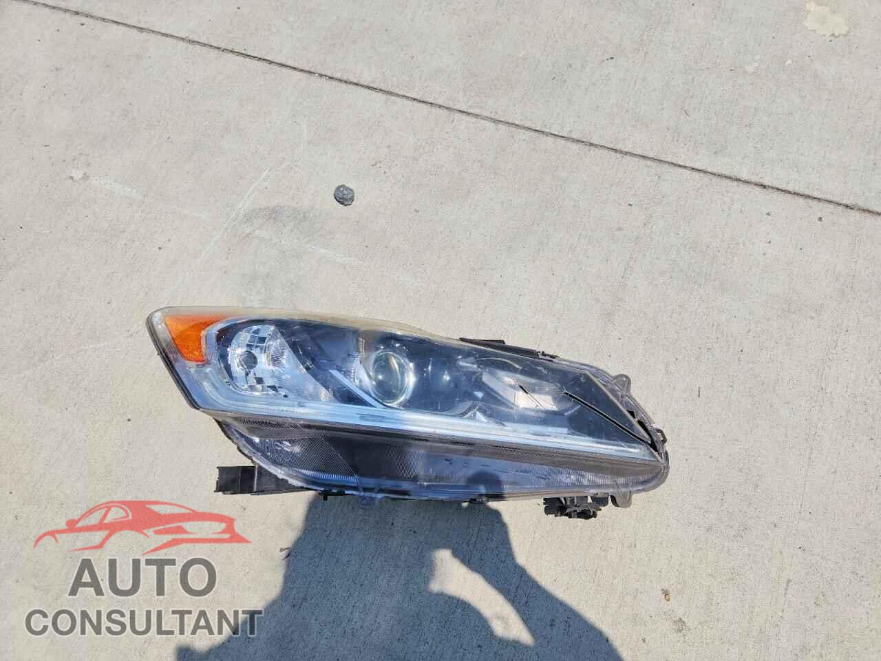 HONDA ACCORD 2017 - 1HGCR2F50HA041009