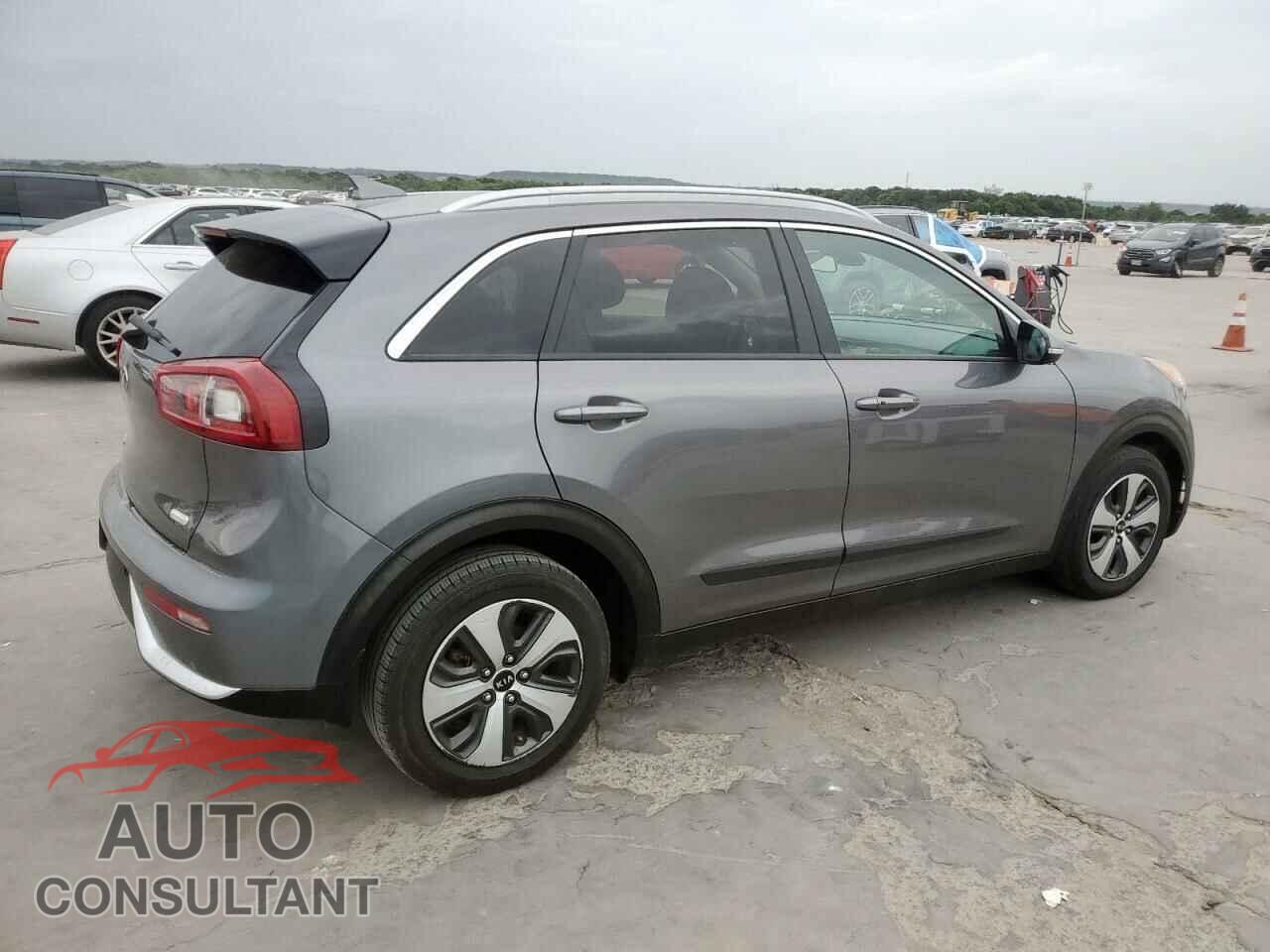 KIA NIRO 2017 - KNDCC3LC8H5053426