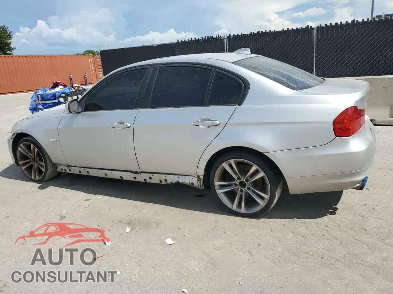 BMW 3 SERIES 2010 - WBAPH7G51ANM50498