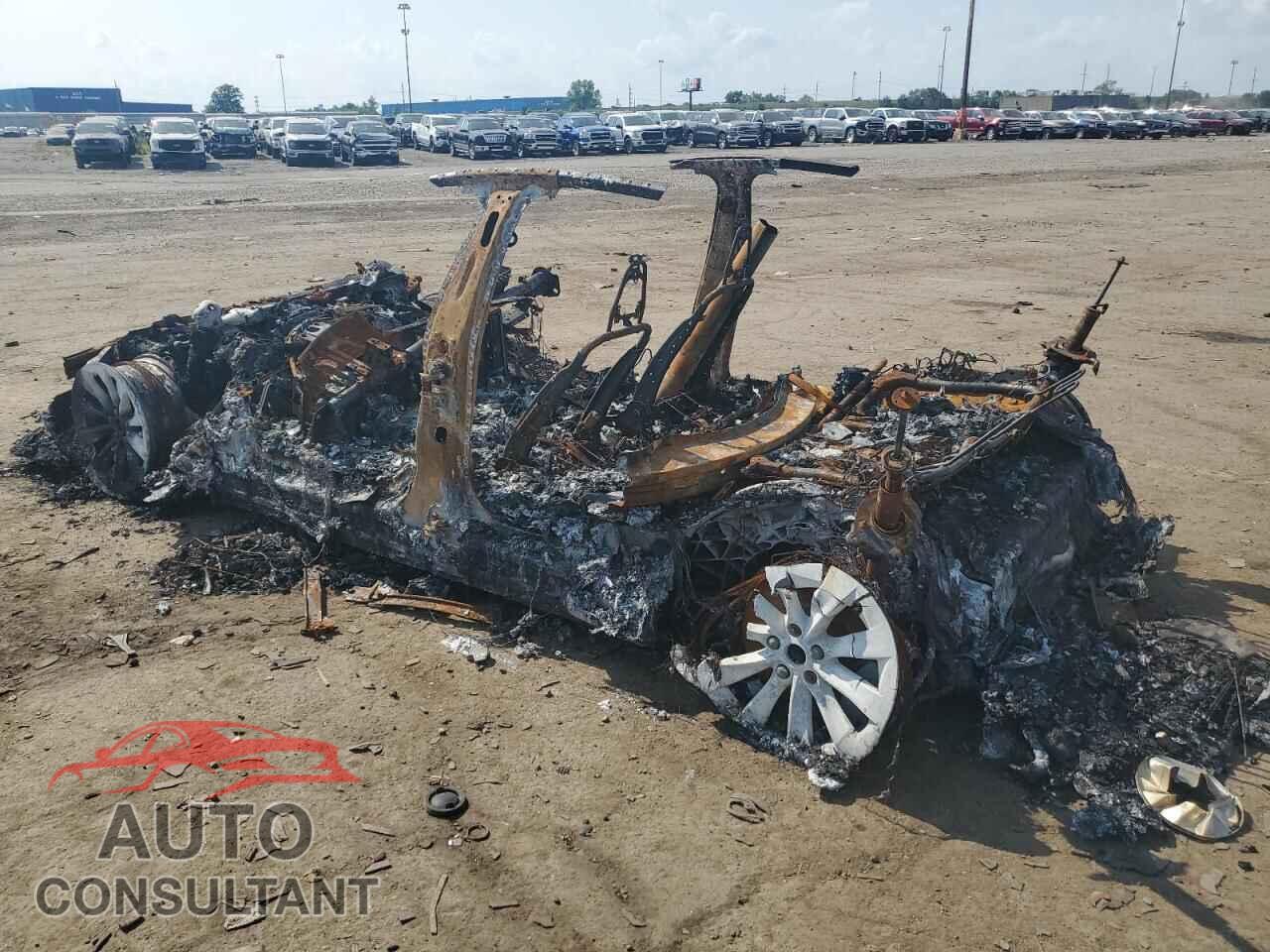 TESLA MODEL S 2017 - 5YJSA1E20HF218166
