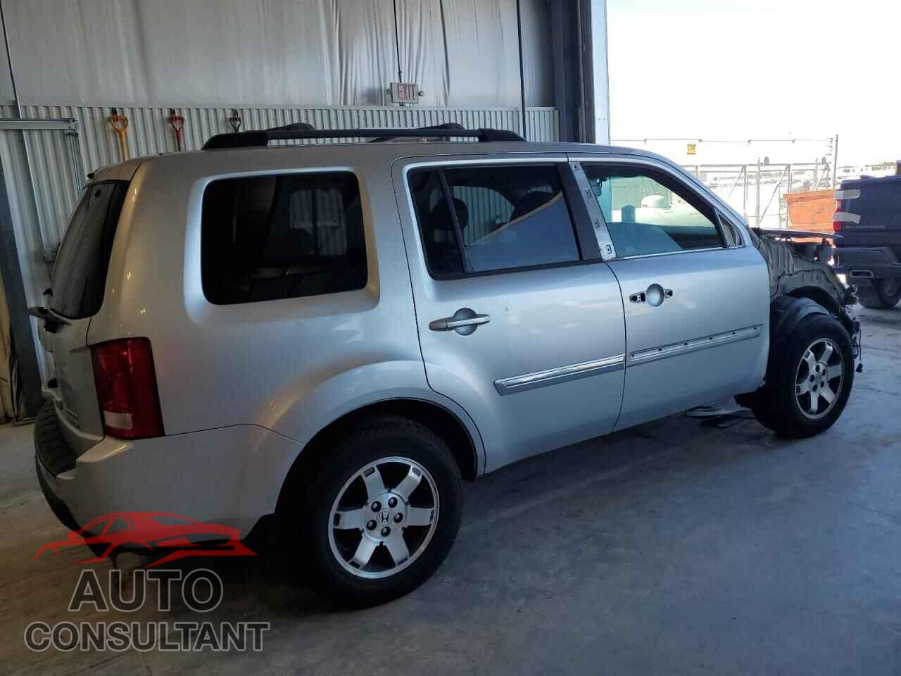 HONDA PILOT 2010 - 5FNYF4H93AB036537