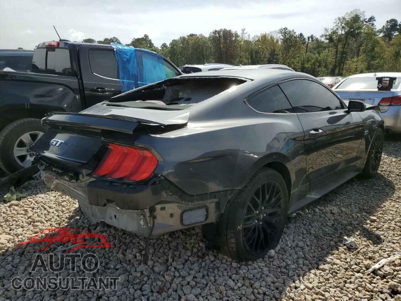 FORD MUSTANG 2018 - 1FA6P8CF7J5185372