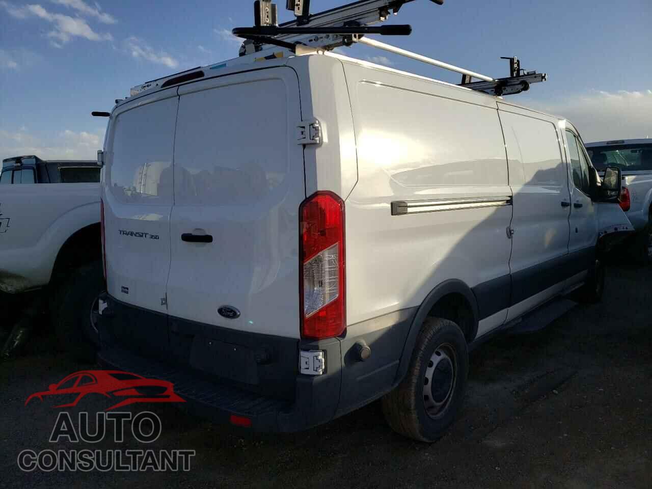 FORD TRANSIT CO 2017 - 1FTBW2YM4HKB49795