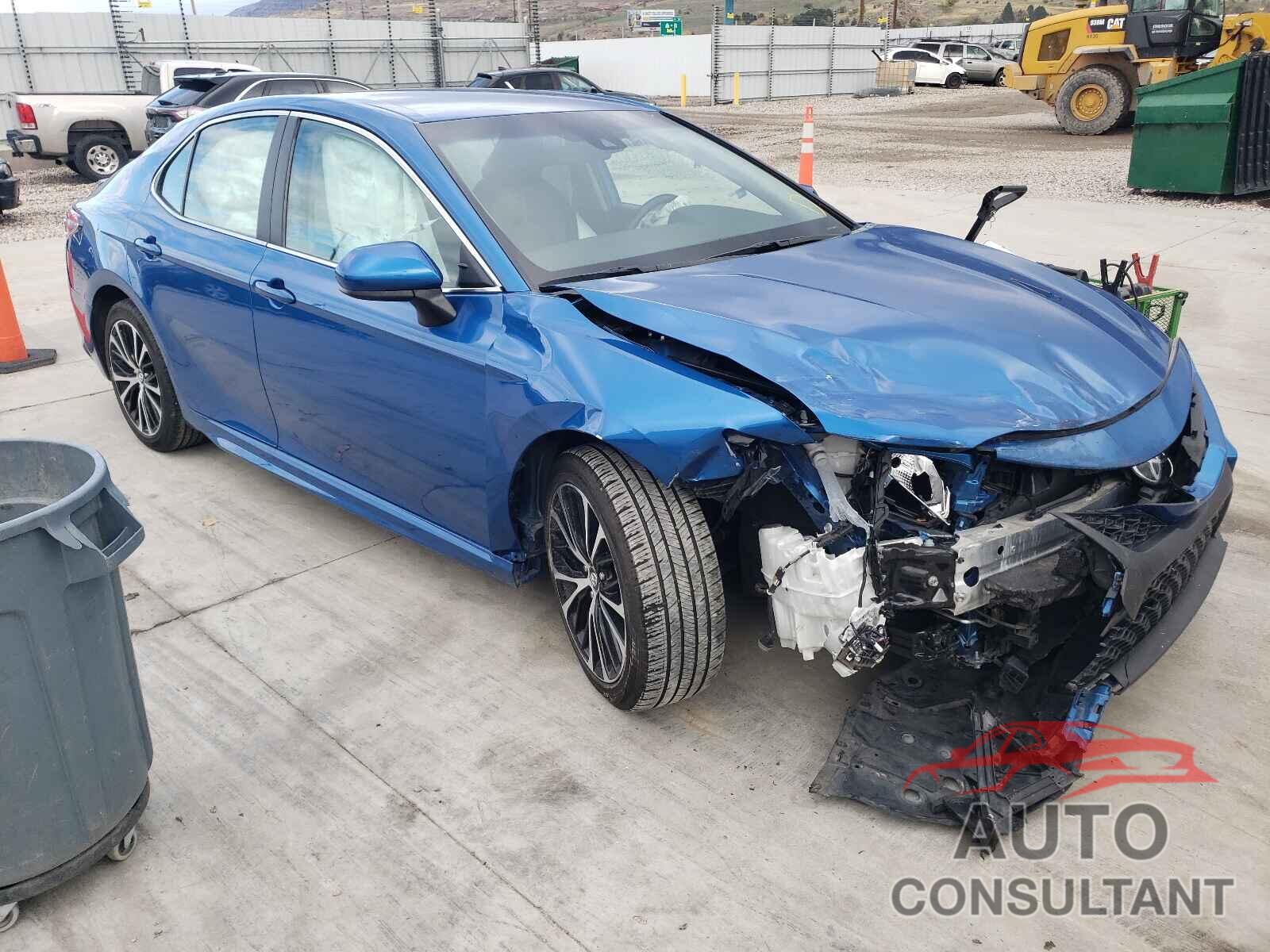 TOYOTA CAMRY 2020 - 4T1G11AK6LU332065