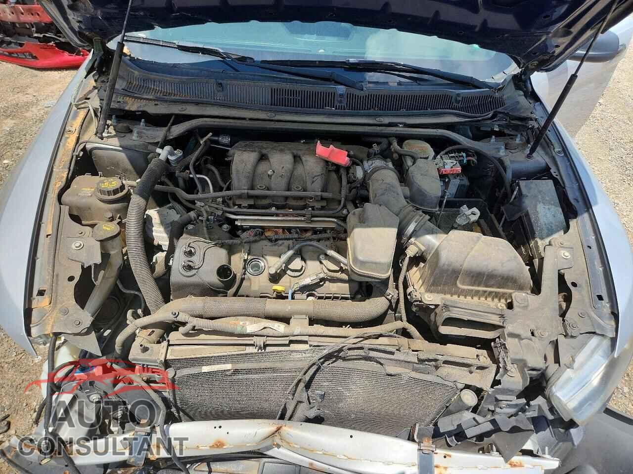 FORD TAURUS 2013 - 1FAHP2M80DG121432