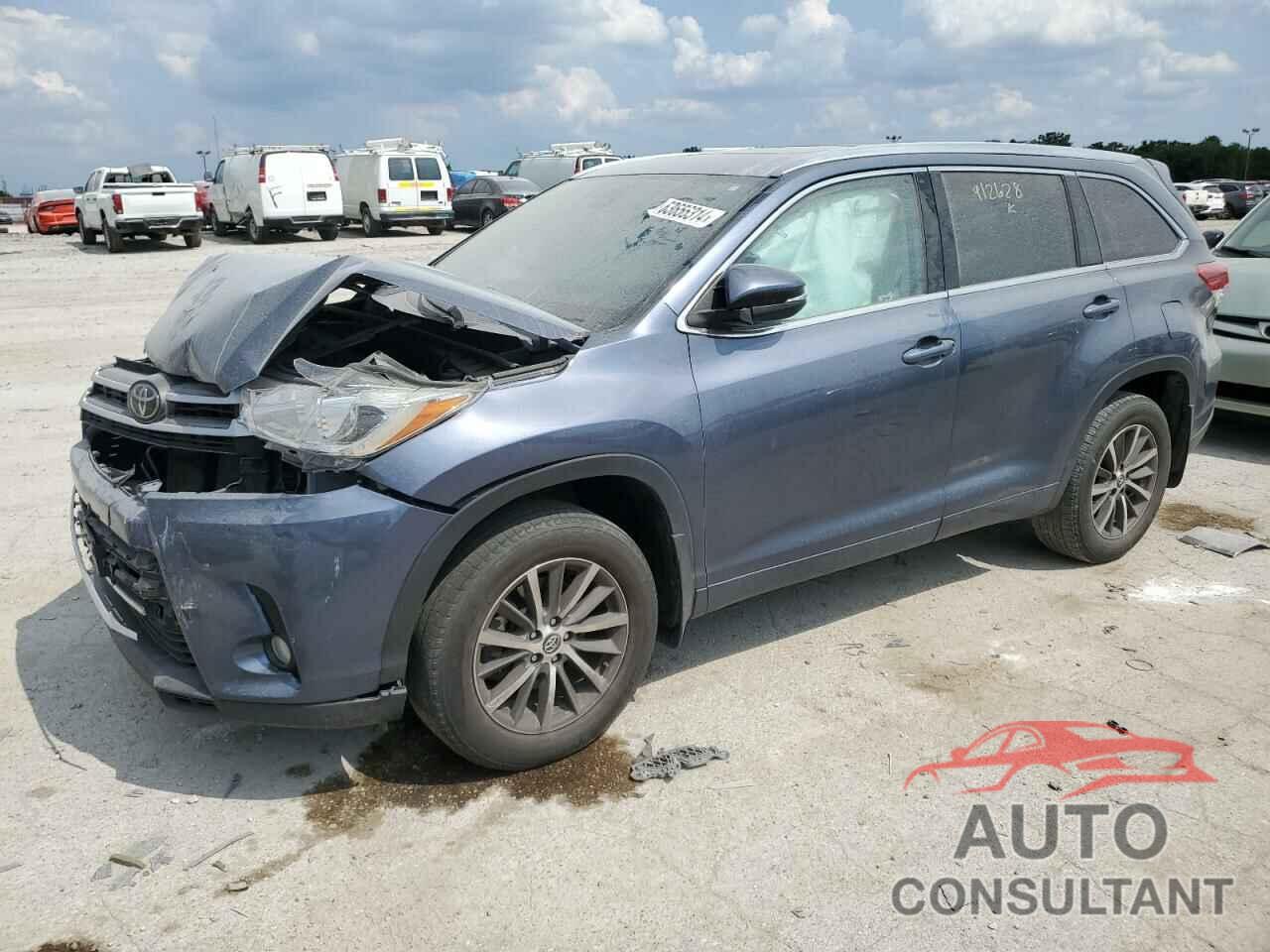 TOYOTA HIGHLANDER 2018 - 5TDJZRFHXJS912628