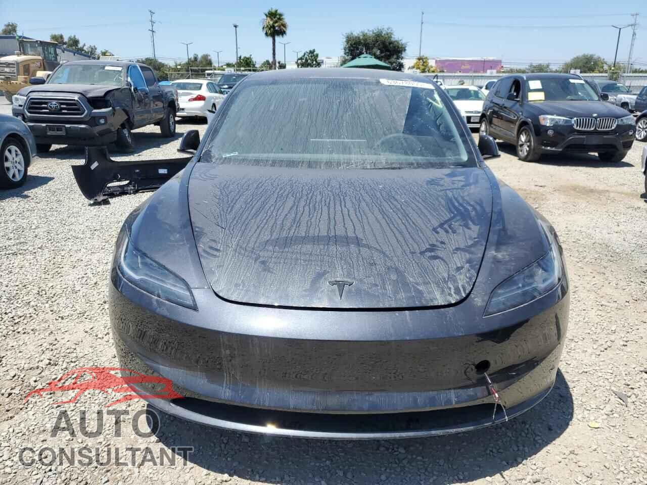 TESLA MODEL 3 2025 - 5YJ3E1EA1SF985144