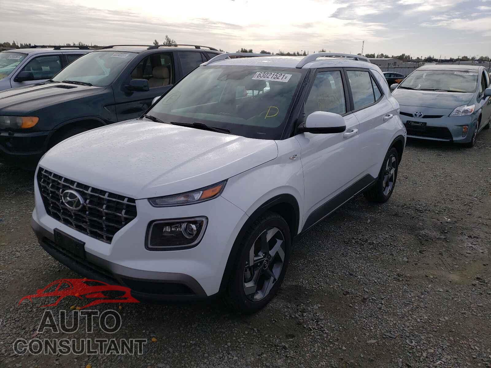 HYUNDAI VENUE 2020 - KMHRC8A33LU026476