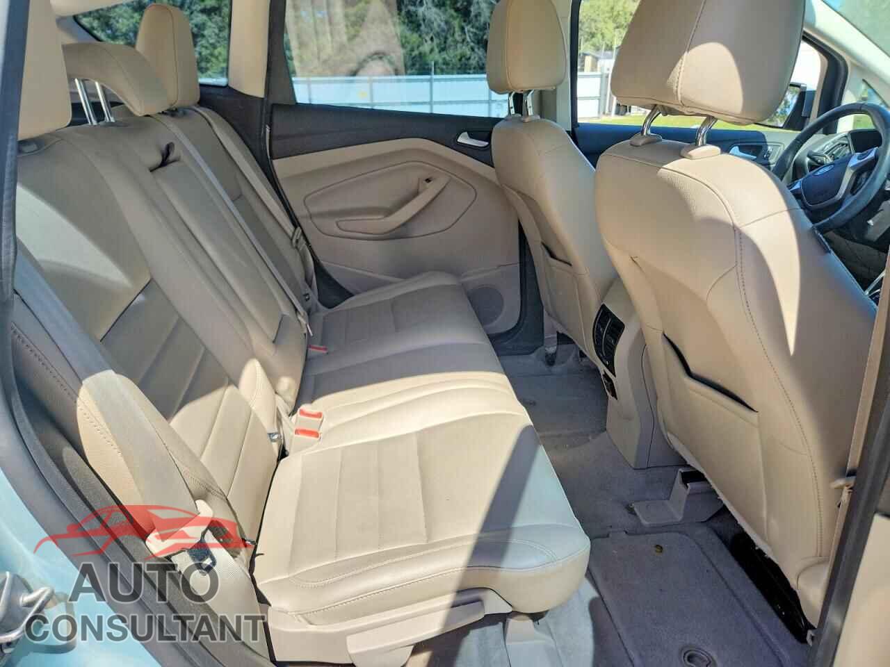 FORD CMAX 2013 - 1FADP5BU0DL538993