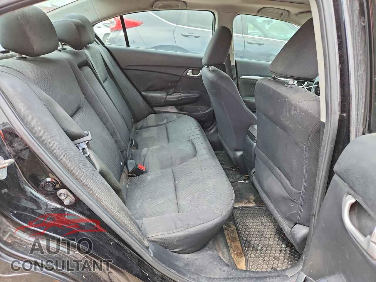 HONDA CIVIC 2015 - 2HGFB2F52FH000574