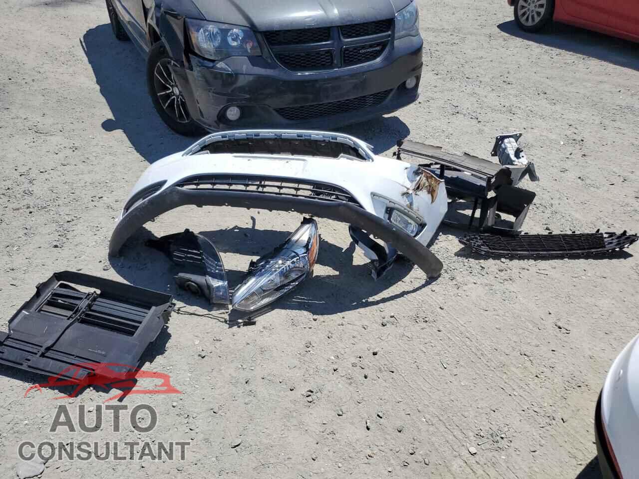 FORD FOCUS 2016 - 1FADP3KE8GL201246