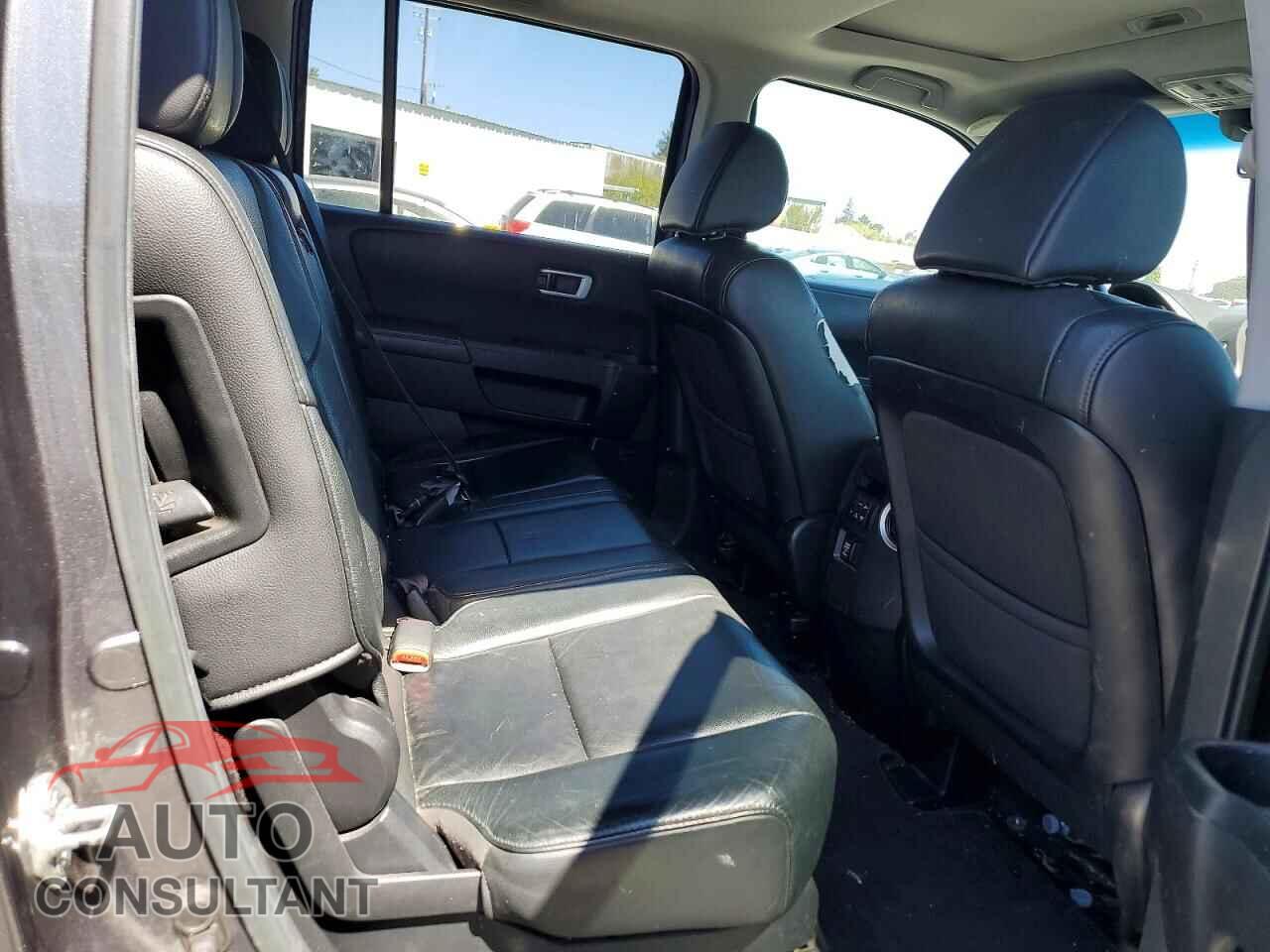 HONDA PILOT 2013 - 5FNYF4H52DB071314
