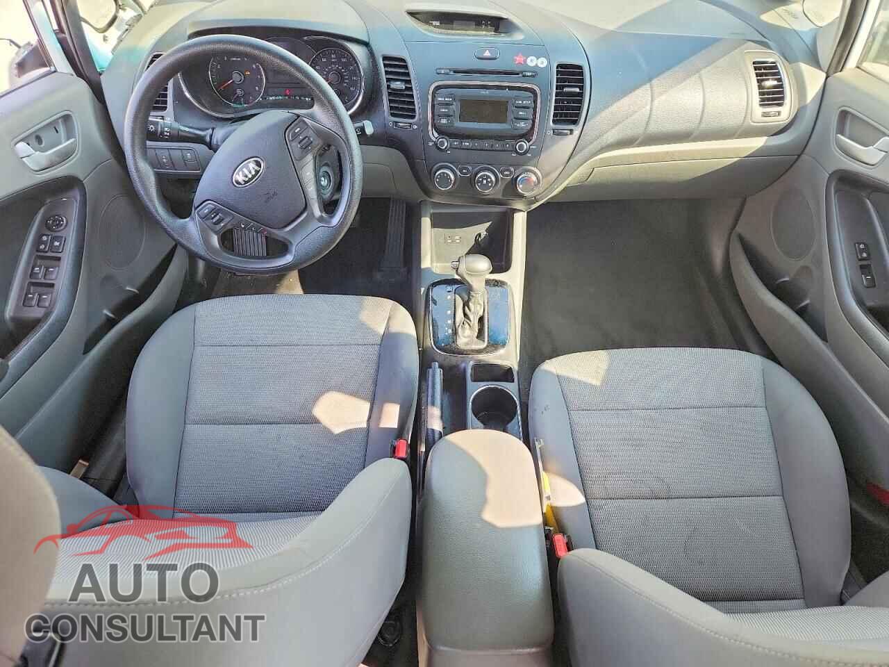 KIA FORTE 2017 - 3KPFK4A75HE157775