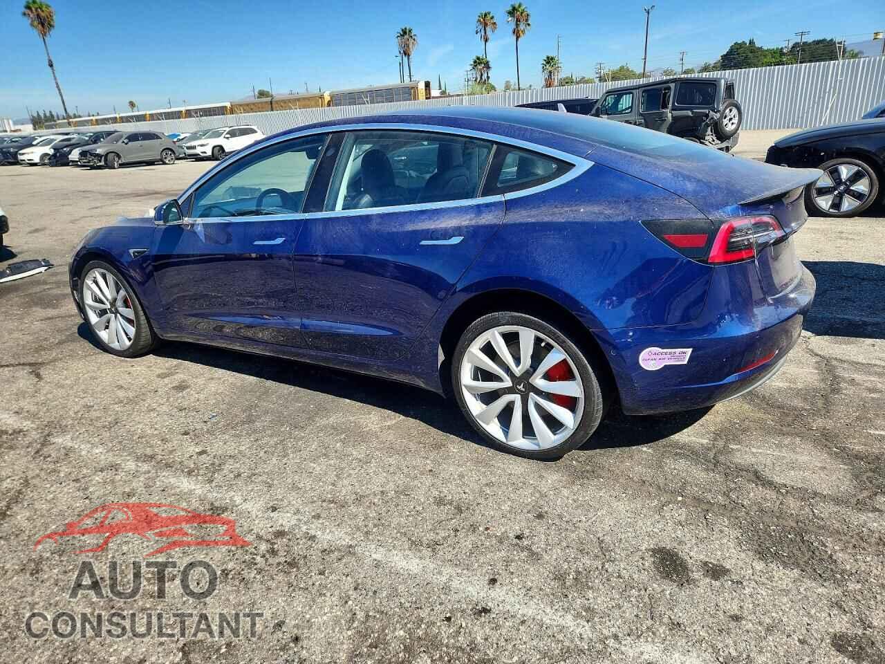 TESLA MODEL 3 2018 - 5YJ3E1EB2JF083903