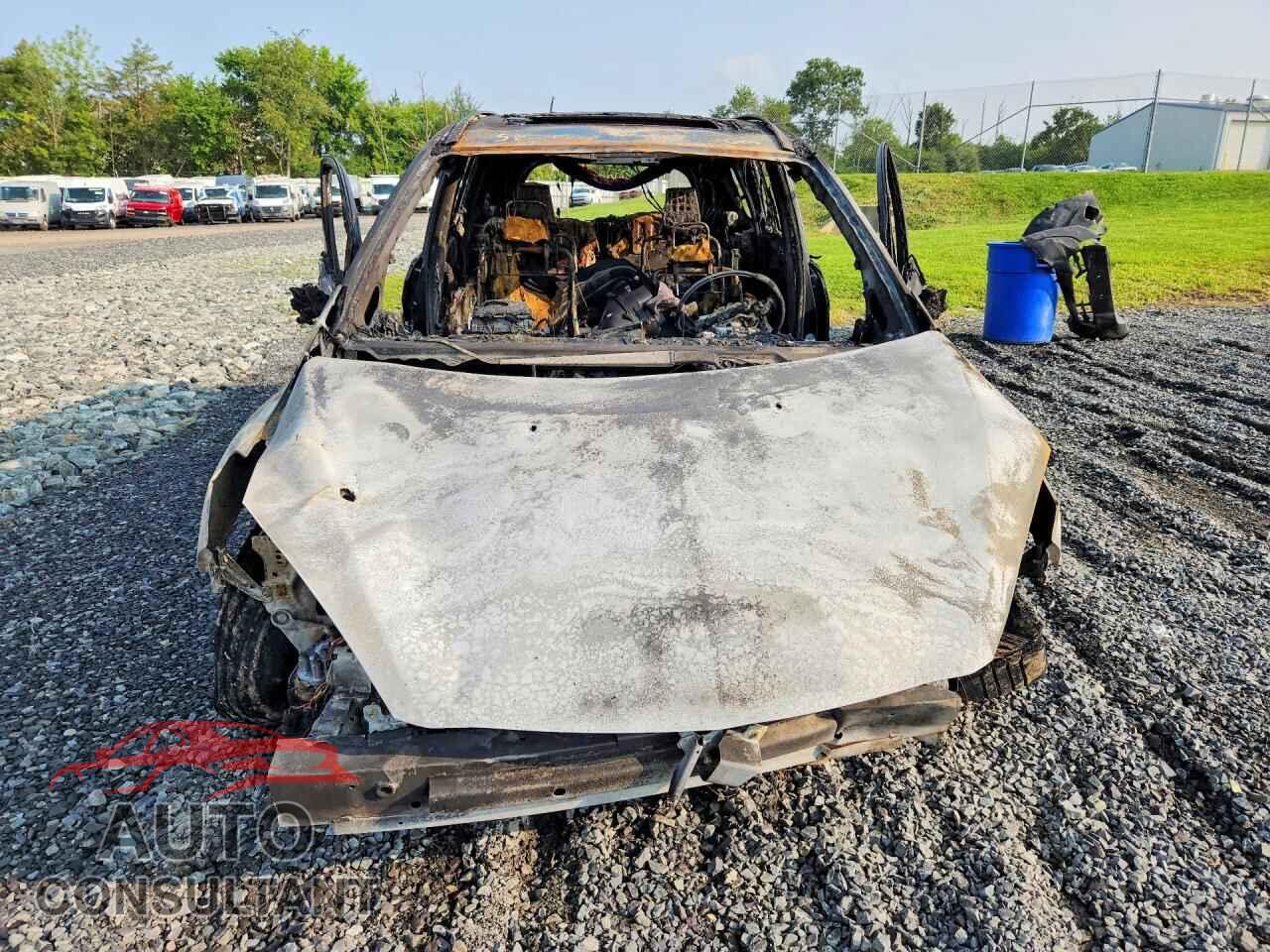MAZDA 5 2013 - JM1CW2DL8D0158846