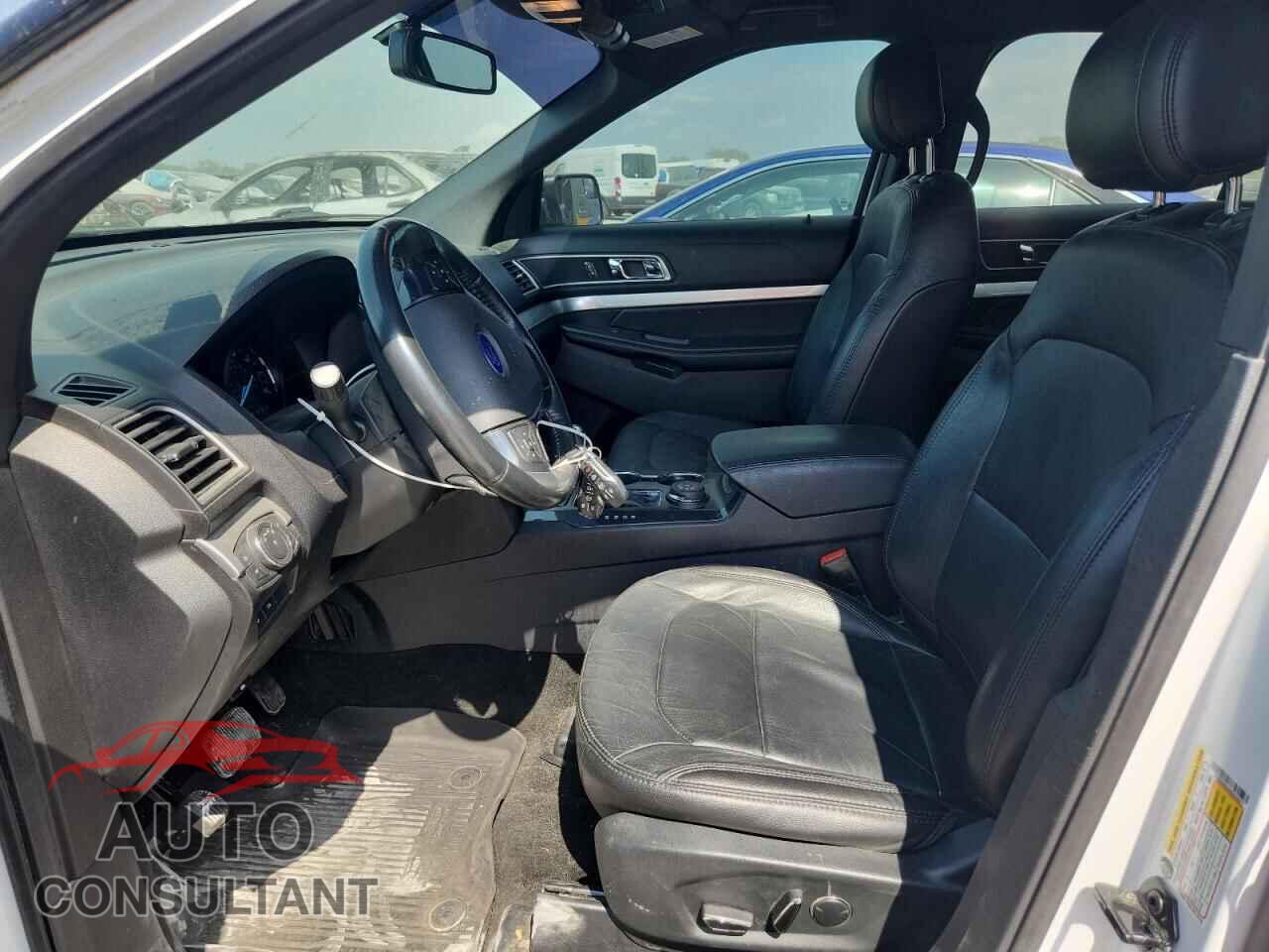FORD EXPLORER 2017 - 1FM5K8D85HGD05877