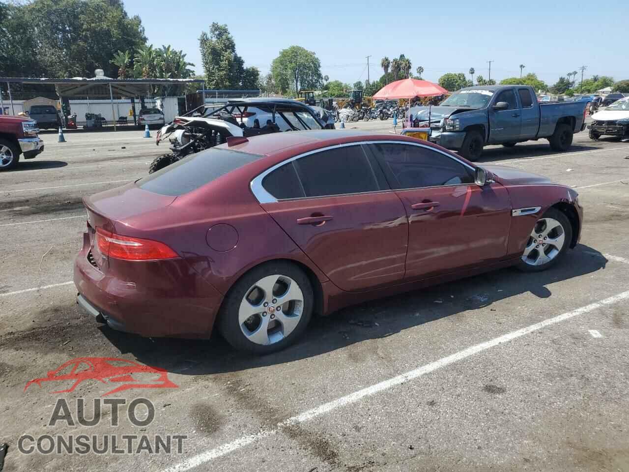 JAGUAR XE 2017 - SAJAR4BG8HA974036