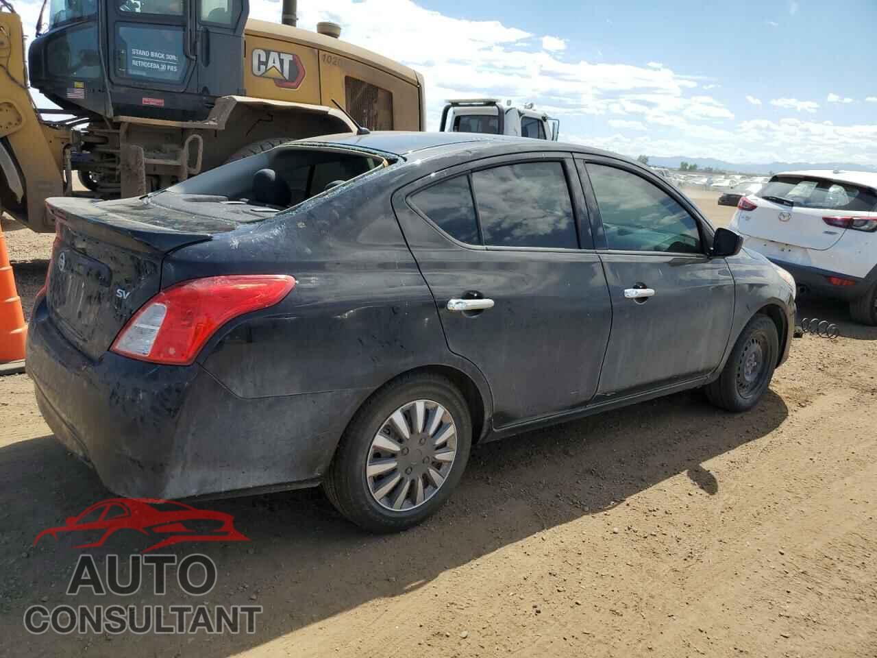 NISSAN VERSA 2019 - 3N1CN7AP3KL840415