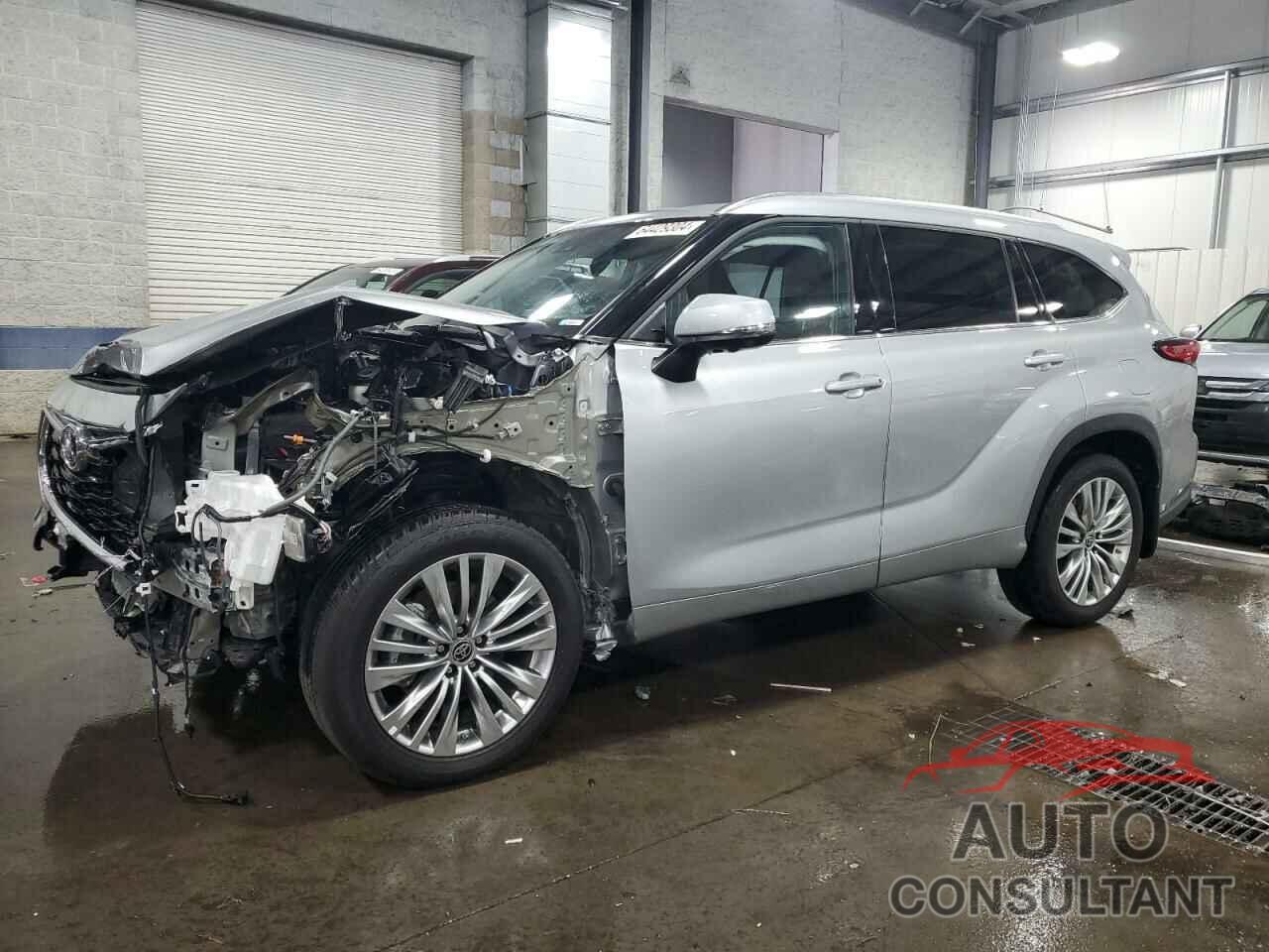 TOYOTA HIGHLANDER 2023 - 5TDKDRAH0PS043380