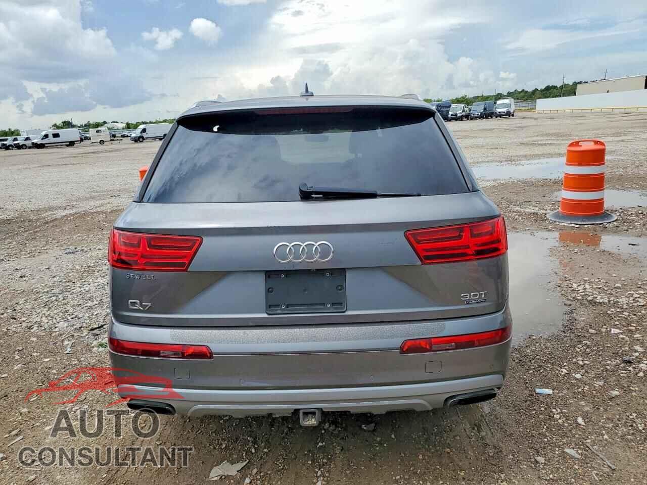 AUDI Q7 2017 - WA1LAAF75HD000370