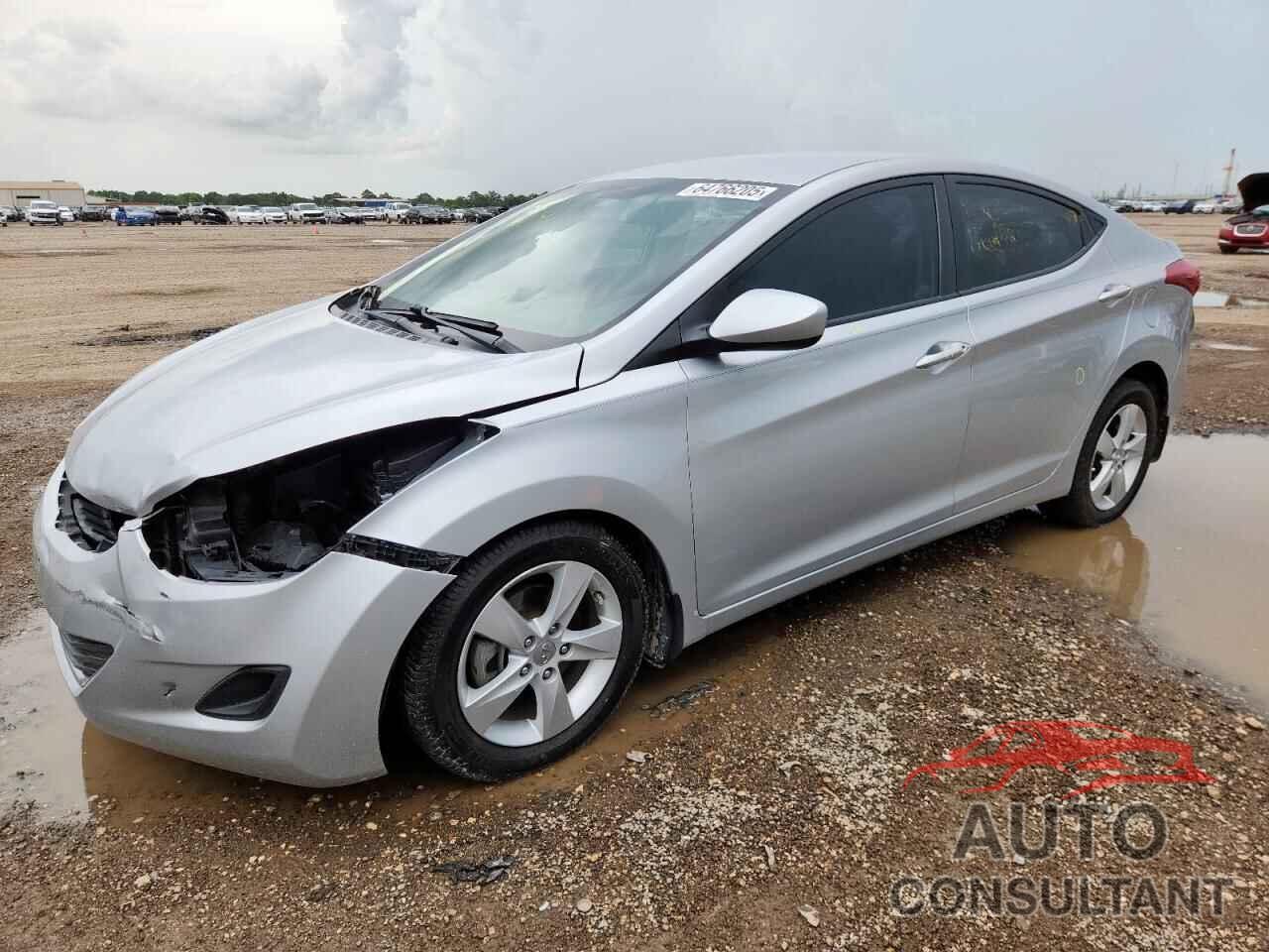 HYUNDAI ELANTRA 2013 - 5NPDH4AE2DH396341