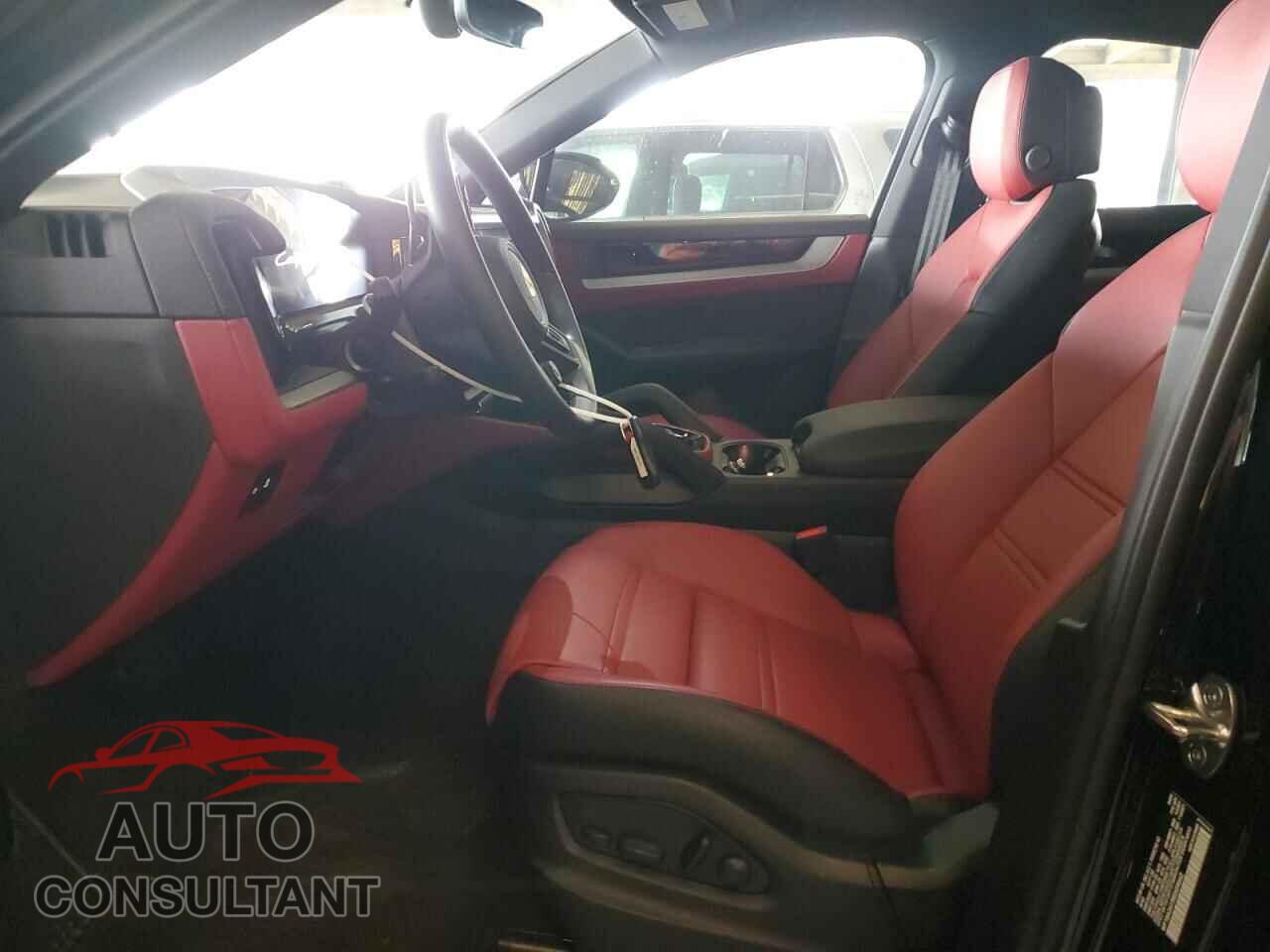 PORSCHE CAYENNE 2024 - WP1BA2AY3RDA54662